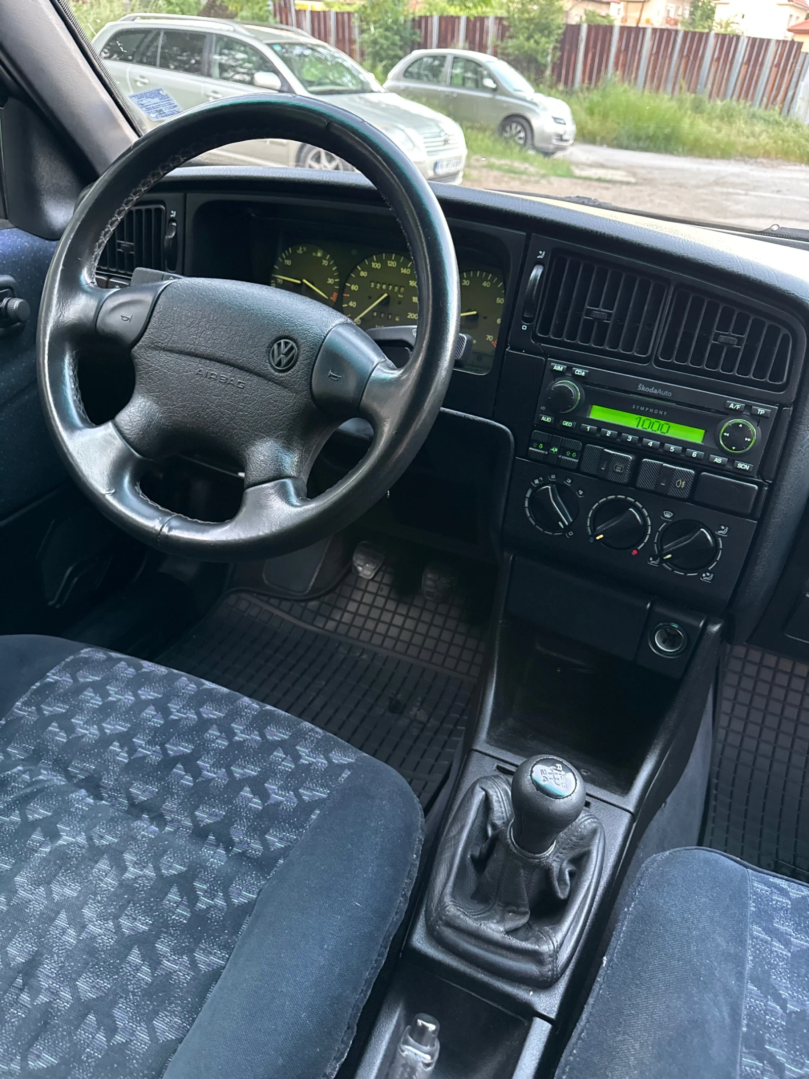 VW Passat B3, снимка 14 - Автомобили и джипове - 54693074