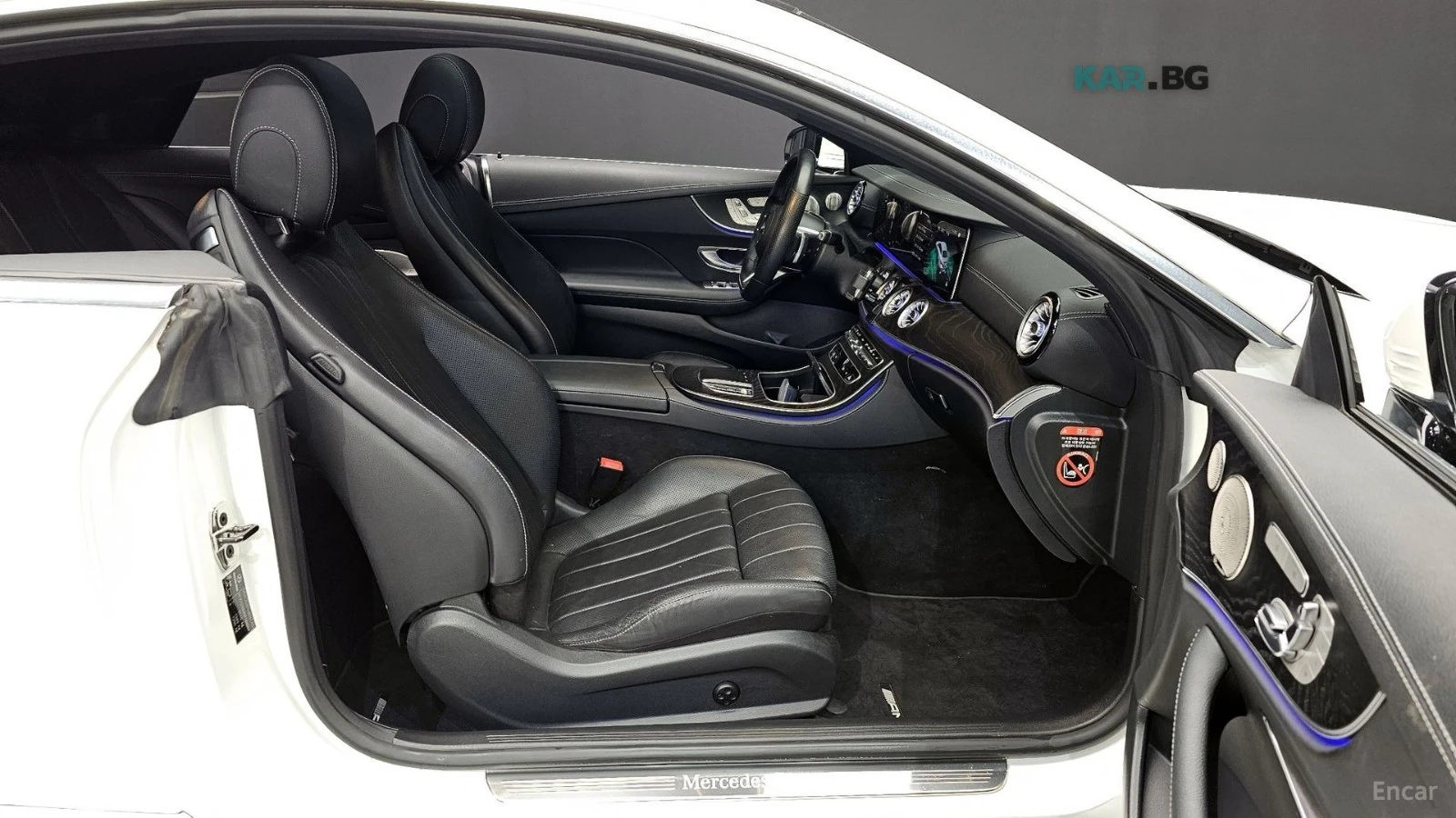 Mercedes-Benz E 300 4MATIC* AMG* ПОДГРЕВ* ОБДУХВАНЕ* ПАНО* BURMESTER* , снимка 10 - Автомобили и джипове - 55362615