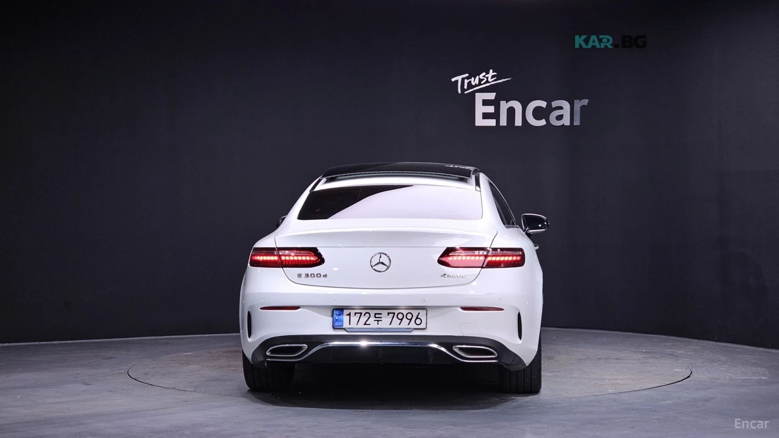Mercedes-Benz E 300 4MATIC* AMG* ПОДГРЕВ* ОБДУХВАНЕ* ПАНО* BURMESTER* , снимка 4 - Автомобили и джипове - 55362615
