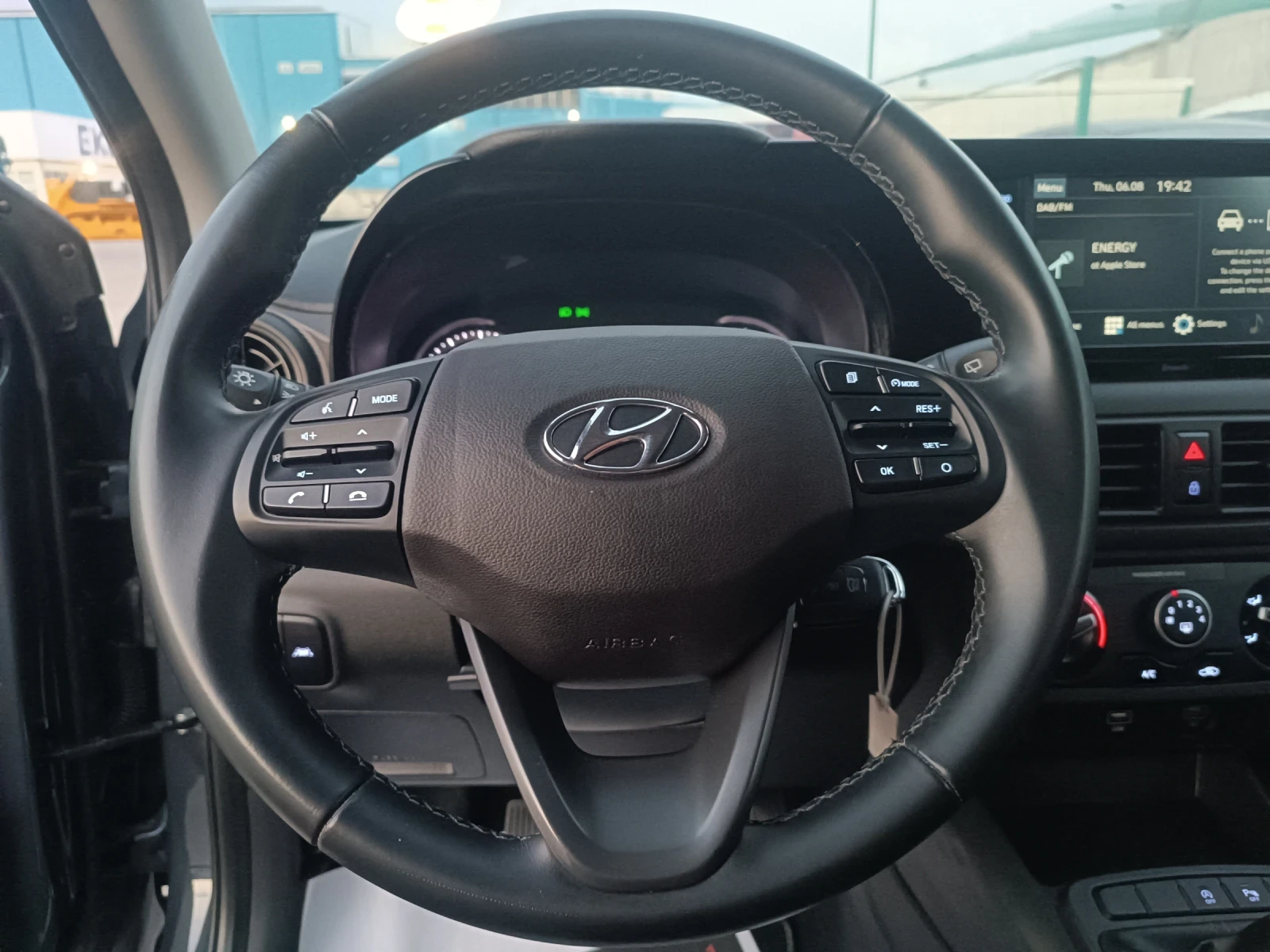 Hyundai I10 1.0бензин, 35000км, Перфектен, ЛИЗИНГ , снимка 8 - Автомобили и джипове - 55579836