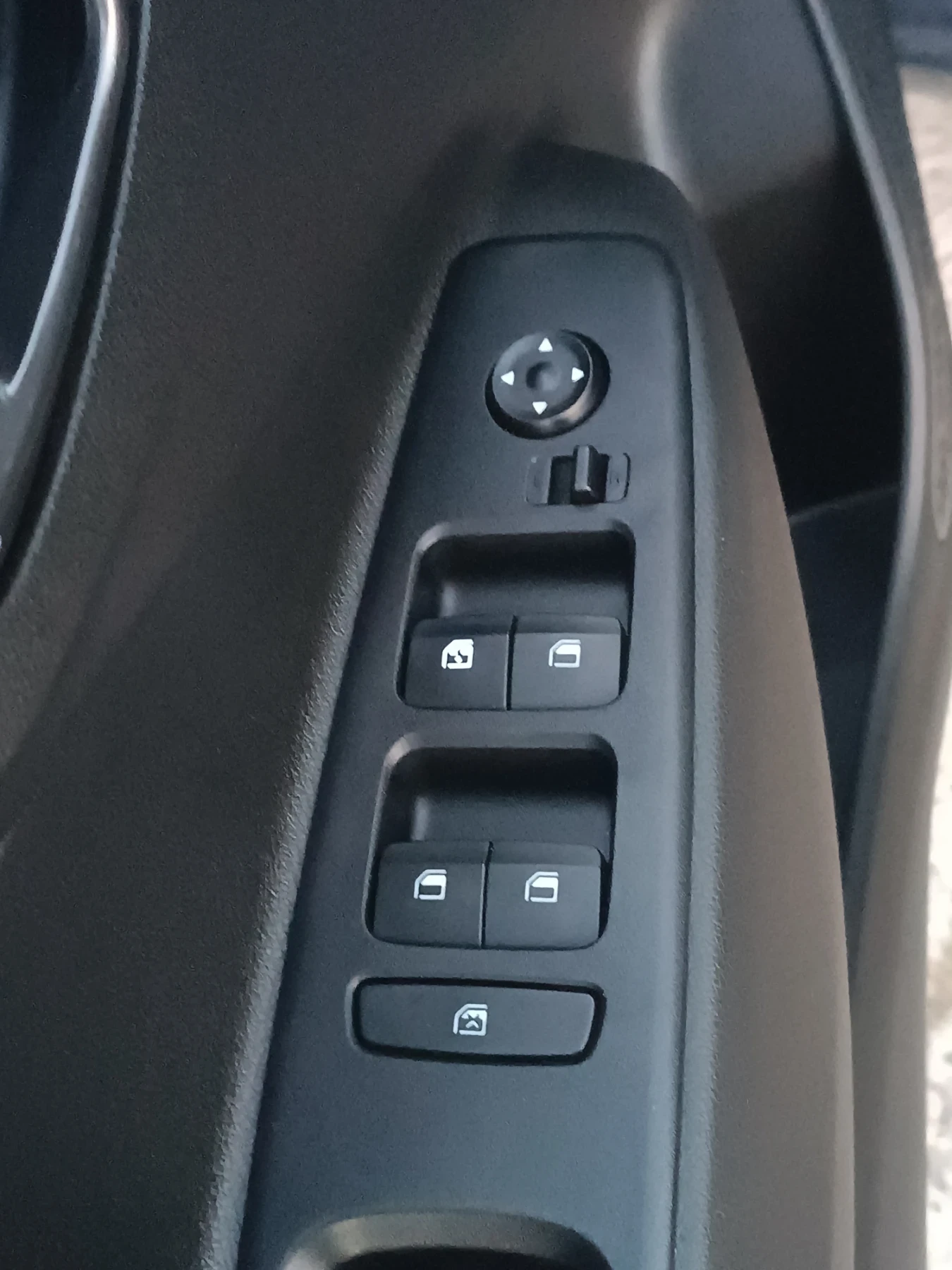 Hyundai I10 1.0бензин, 35000км, Перфектен, ЛИЗИНГ , снимка 7 - Автомобили и джипове - 55579836