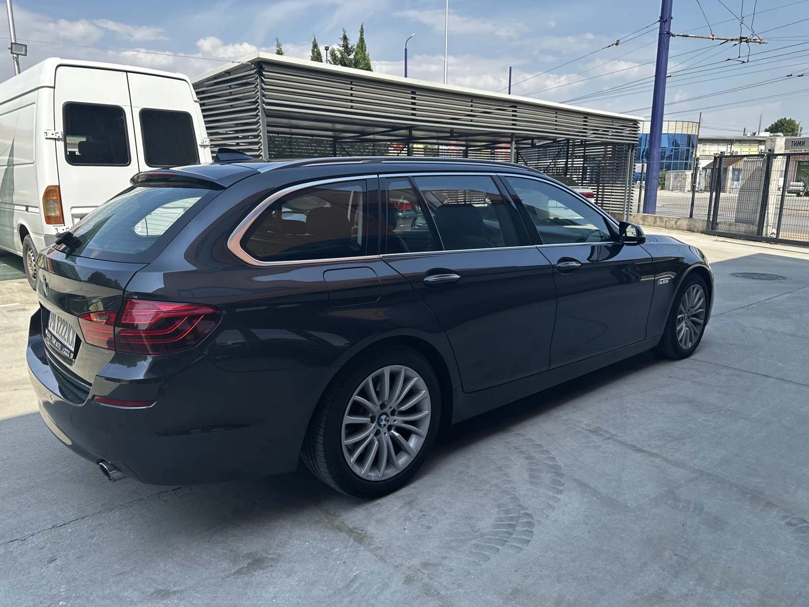 BMW 535 535d xDrive LCI Luxury, снимка 6 - Автомобили и джипове - 55724138
