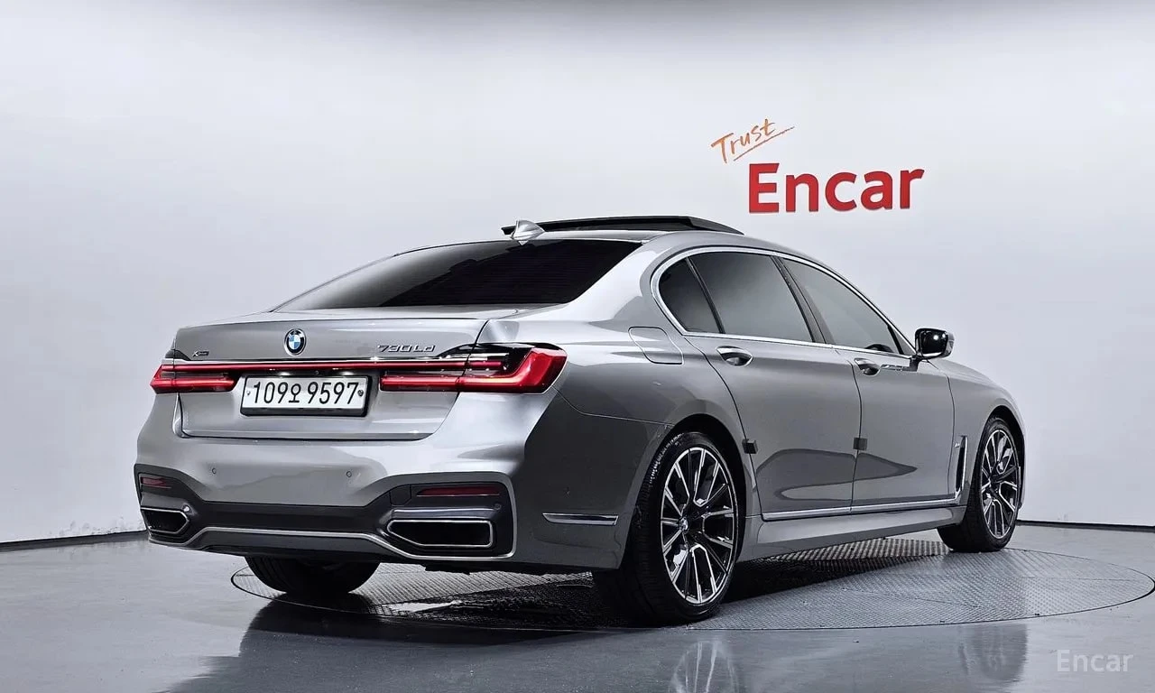 BMW 730 730Ld xDrive M Sport/ЛАЗЕРИ/ДИСТРОНИК/360/ОБДУХ/, снимка 2 - Автомобили и джипове - 55833072