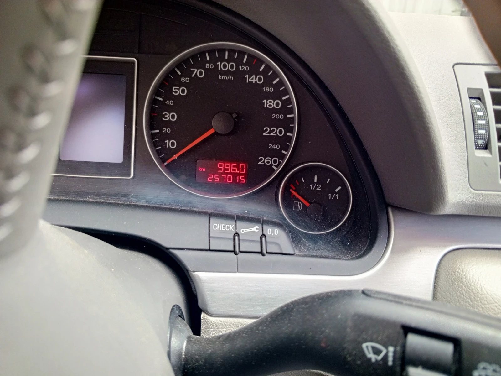 Audi A4, снимка 4 - Автомобили и джипове - 55850154