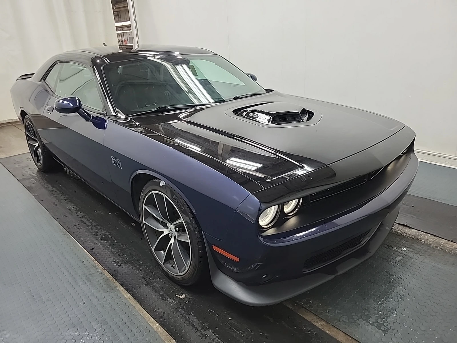 Dodge Challenger * SCAT PACK SHAKER * РЪЧКА * ПОДГРЕВ И ОБДУХВАНЕ* , снимка 2 - Автомобили и джипове - 55989814