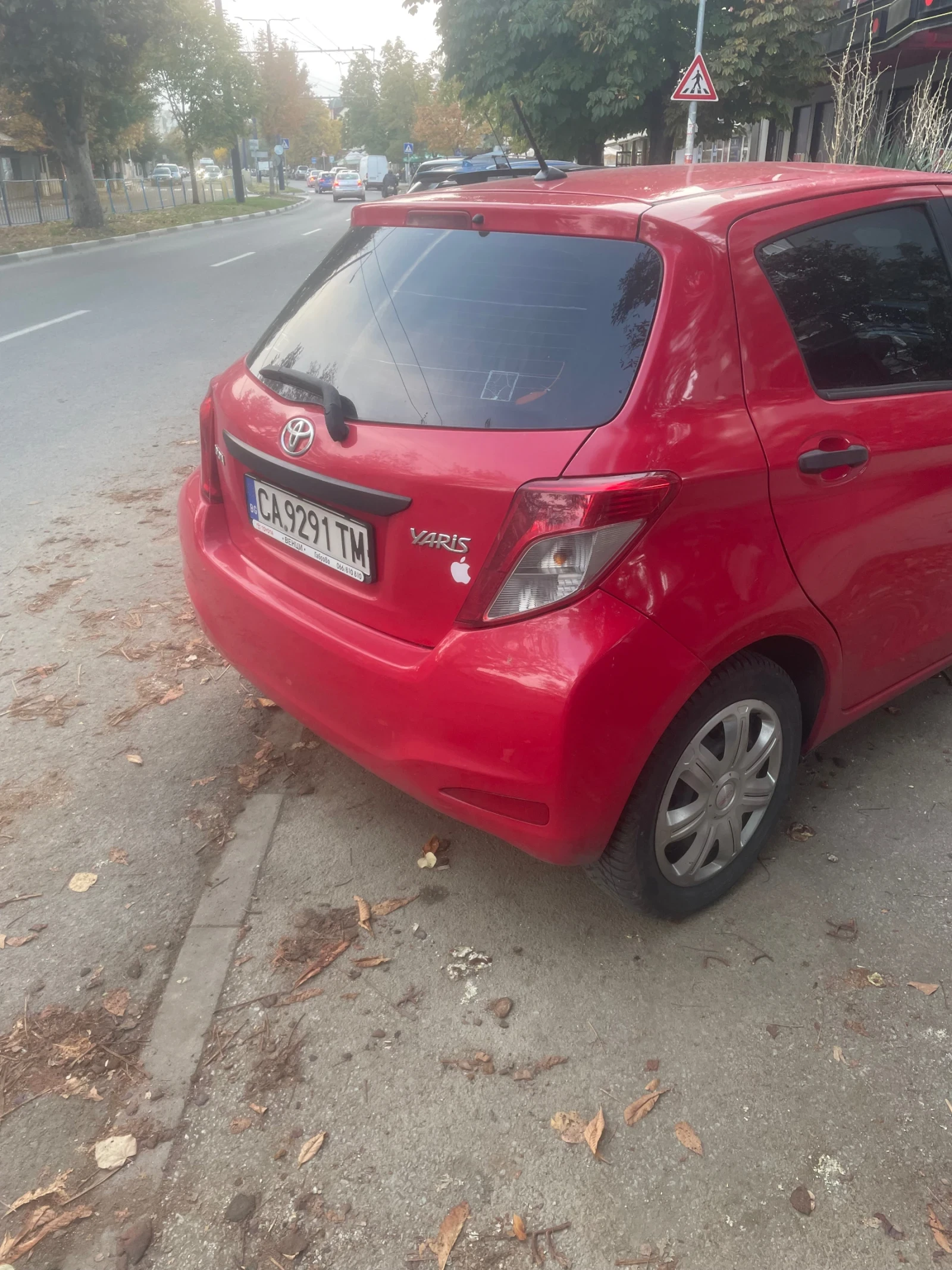 Toyota Yaris 1.33 бензин, снимка 4 - Автомобили и джипове - 56646256