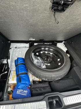 Mercedes-Benz GLC 300 AMG 4-MATIC, снимка 10