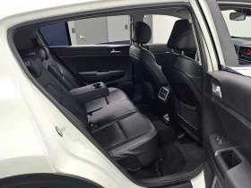 Kia Sportage The Bold Gasoline 2.0 2Wd Prestige, снимка 11