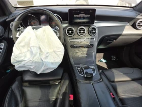 Mercedes-Benz GLC 63 AMG CARFAX АВТО КРЕДИТ  - 32350 лв. / 16540.29 € - 53581837 9