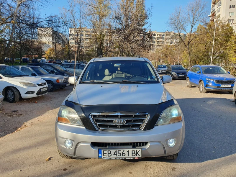 Kia Sorento 2.5 CRDI 16v, снимка 2 - Автомобили и джипове - 47882714