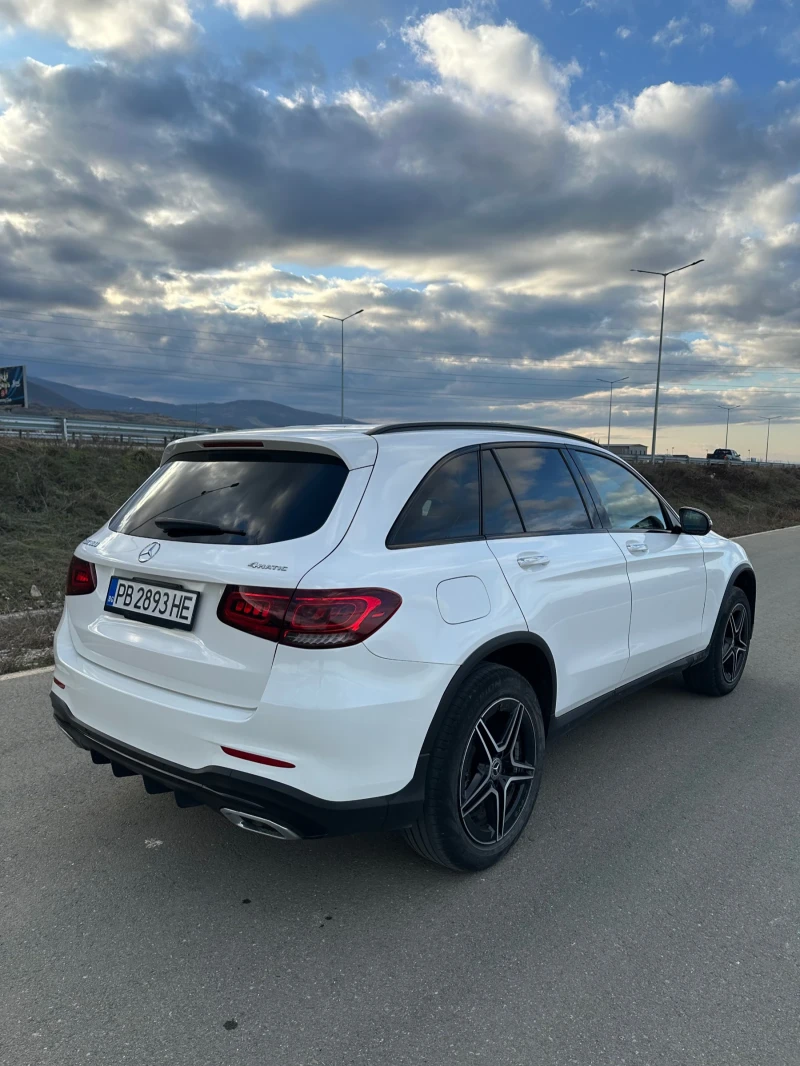 Mercedes-Benz GLC 300 AMG 4-MATIC, снимка 5 - Автомобили и джипове - 53413441