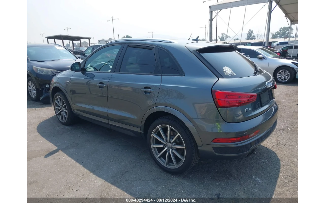 Audi Q3 2.0T Sport Premium - изображение 3