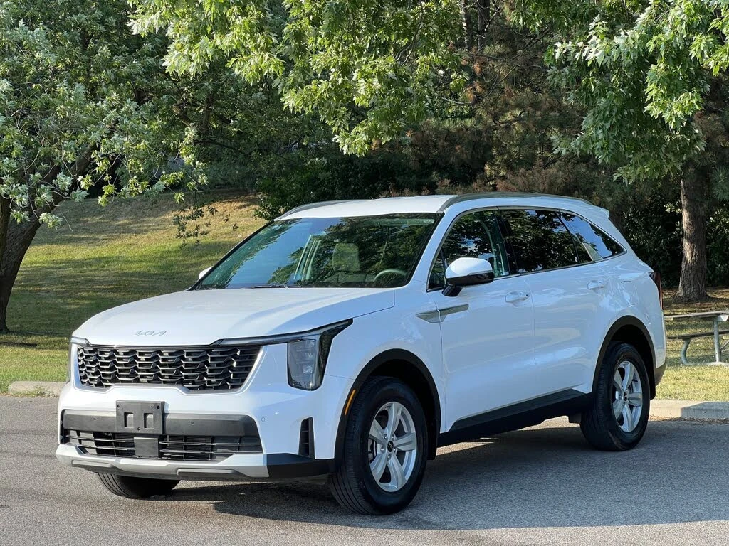 Kia Sorento LX AWD* * CarPlay* *   | Mobile.bg   1