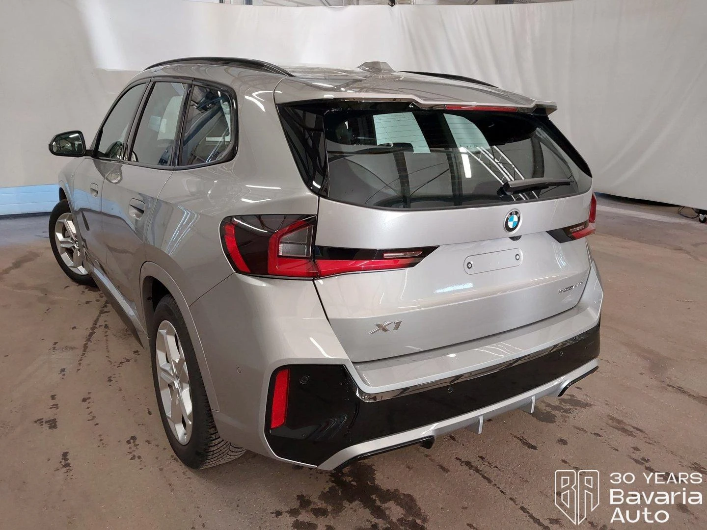 BMW X1 20i sDrive M Sport Paket Steptronic - изображение 2