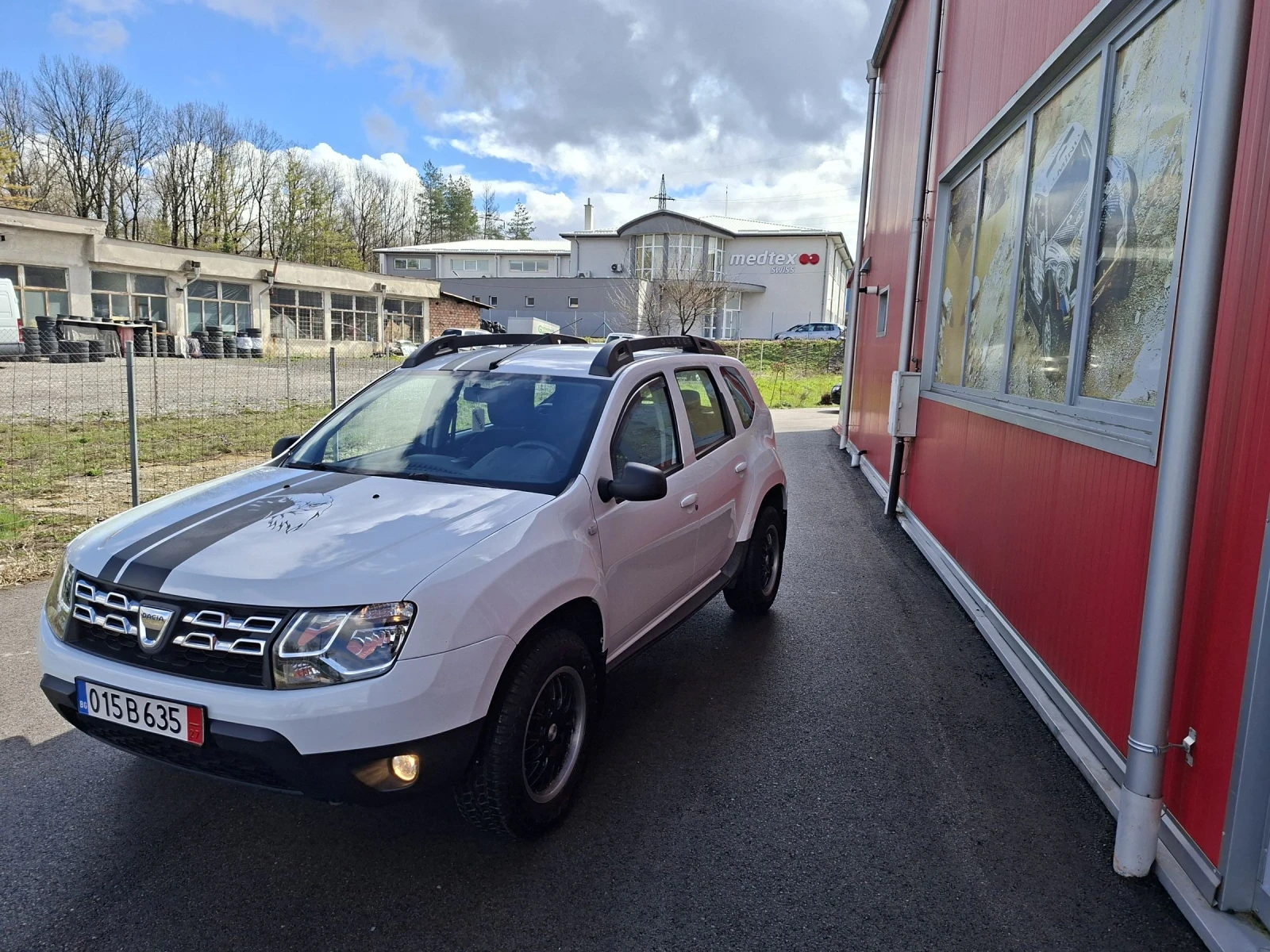 Dacia Duster 1.2TSI 70хил., снимка 4 - Автомобили и джипове - 54102536
