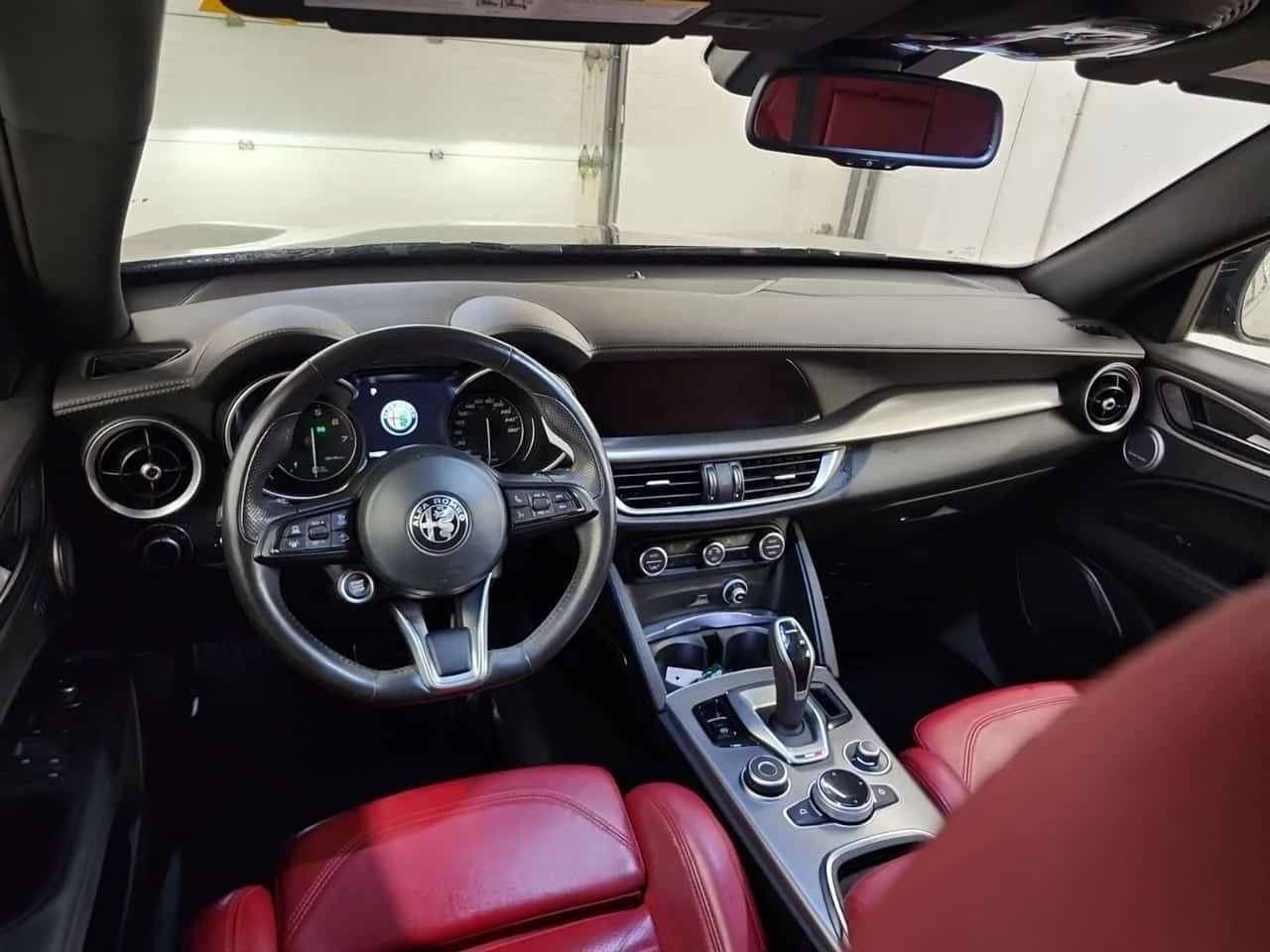 Alfa Romeo Stelvio * VELOCE * CARFAX * ��� ������������ ������ | Mobile.bg � ����������� 10