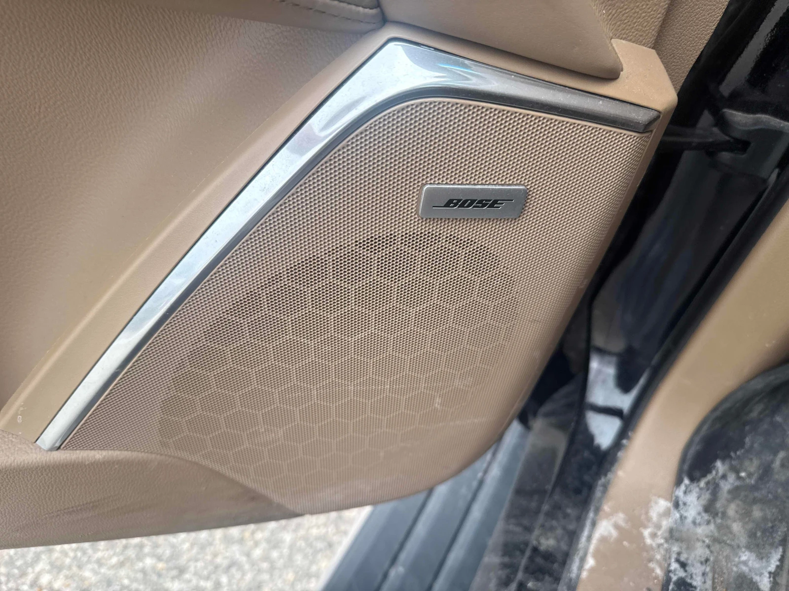 Cadillac Escalade PLATINUM* AWD* 6+ 1* * TV* MASSAGE* BOSE* OBDUHVAN, снимка 12 - Автомобили и джипове - 54268348