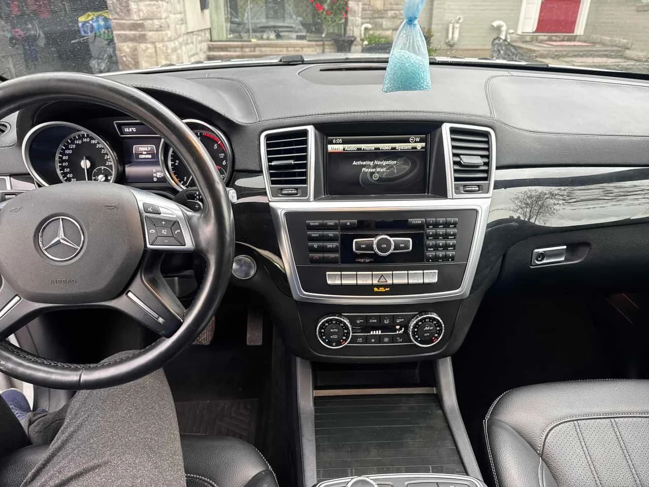 Mercedes-Benz GL 350 BlueTEC/360/Soft close/Air suspension/ПАНОРАМА, снимка 10 - Автомобили и джипове - 54461096