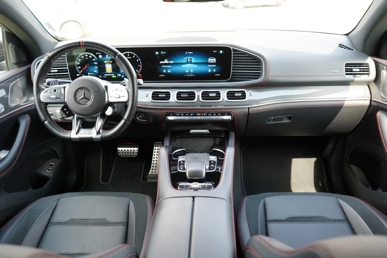 Mercedes-Benz GLE 53 4MATIC COUPE* AMG* BURM* 360* CARBON* DISTR* KEYLESS* , снимка 15 - Автомобили и джипове - 55315164