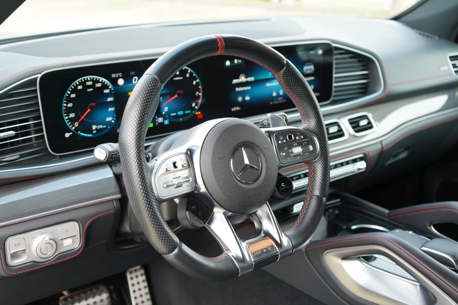 Mercedes-Benz GLE 53 4MATIC COUPE* AMG* BURM* 360* CARBON* DISTR* KEYLESS* , снимка 9 - Автомобили и джипове - 55315164