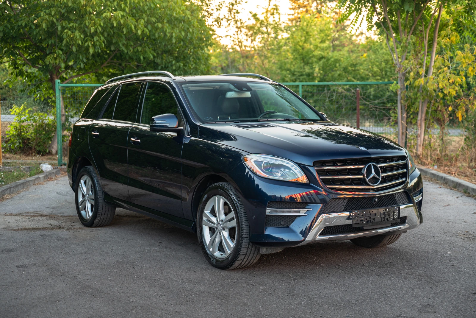 Mercedes-Benz ML 350 4matic  AMG line Реални КМ, снимка 2 - Автомобили и джипове - 55808031