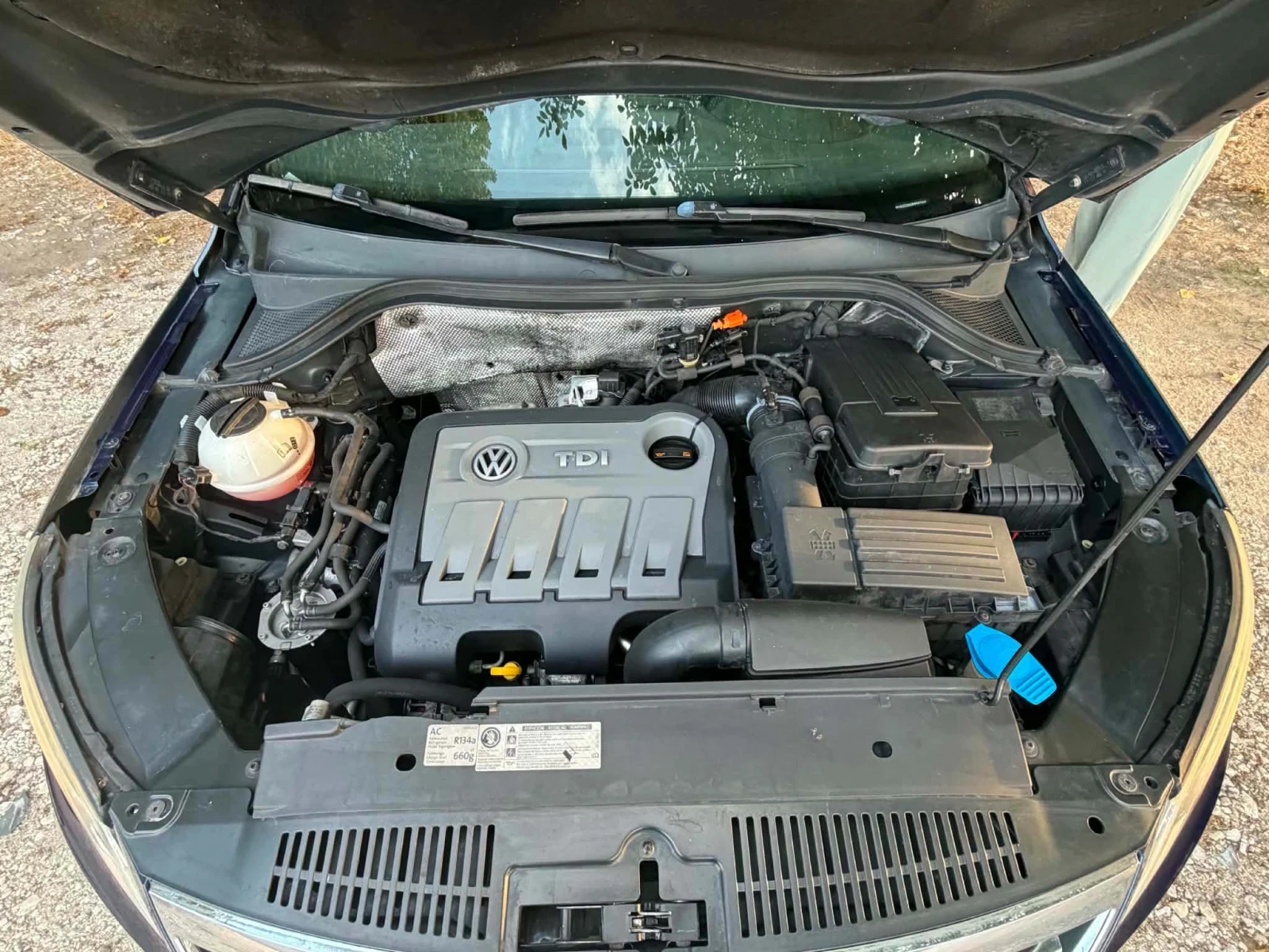 VW Tiguan 2.0 Италия, снимка 11 - Автомобили и джипове - 55857207