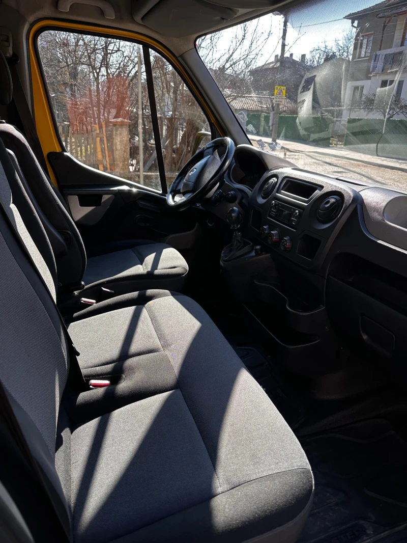 Renault Master, снимка 8 - Бусове и автобуси - 49508756