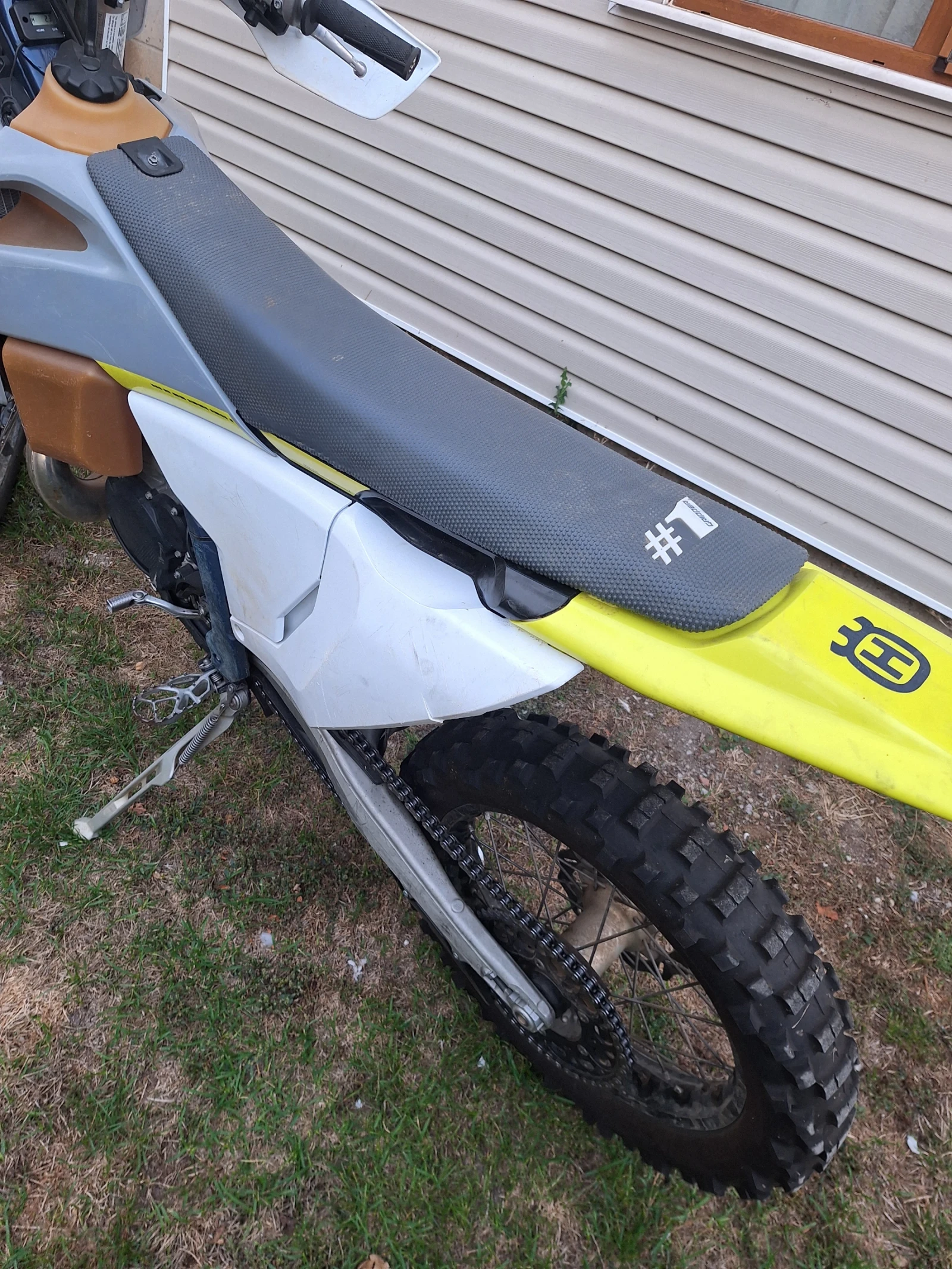 Husqvarna 350, снимка 6 - Мотоциклети и мототехника - 56623651