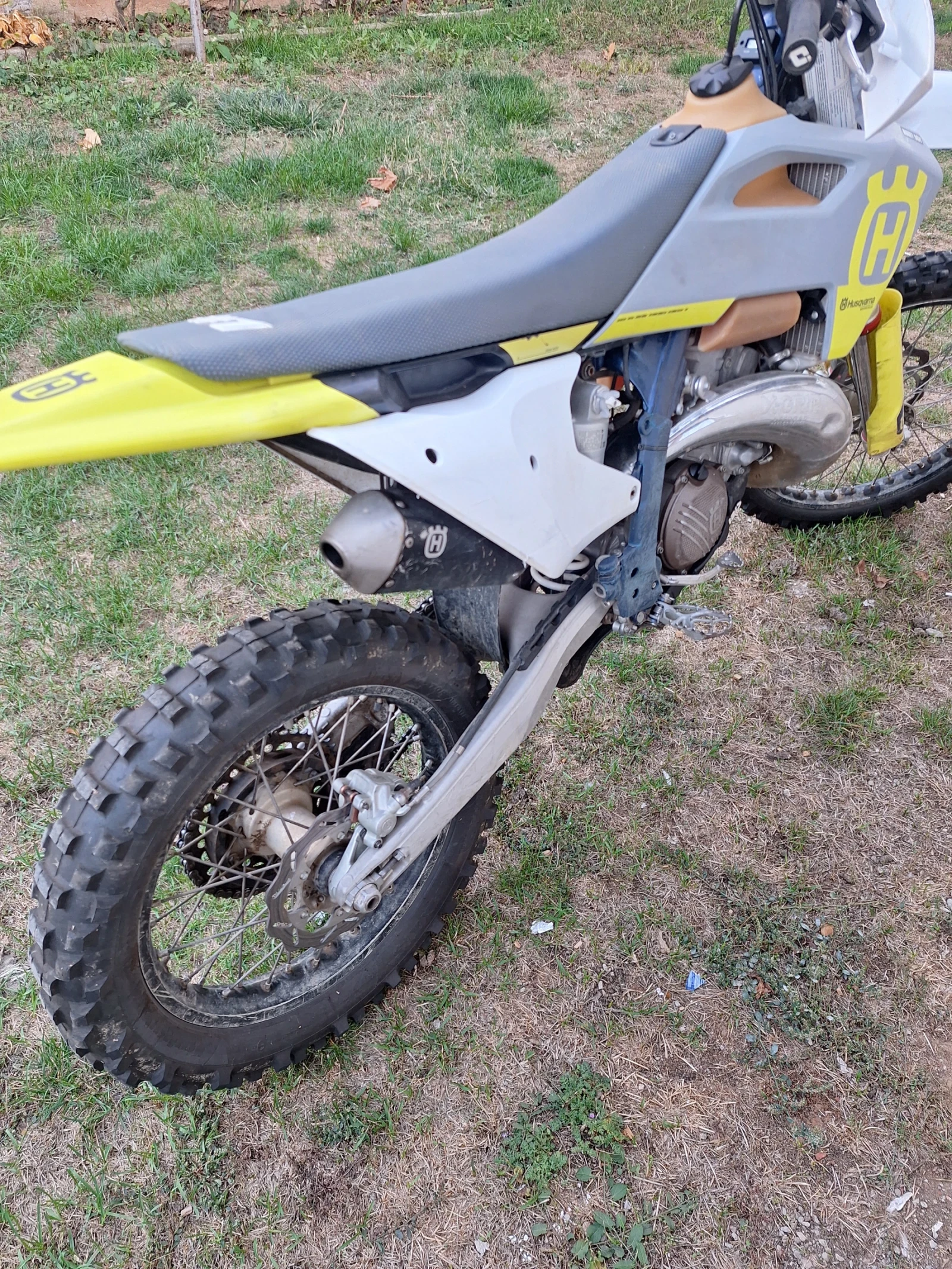 Husqvarna 350, снимка 3 - Мотоциклети и мототехника - 56623651