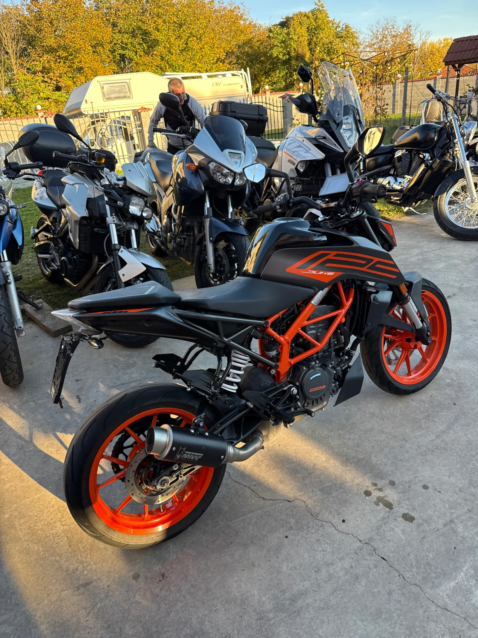 Ktm Duke 125, снимка 5 - Мотоциклети и мототехника - 56662825