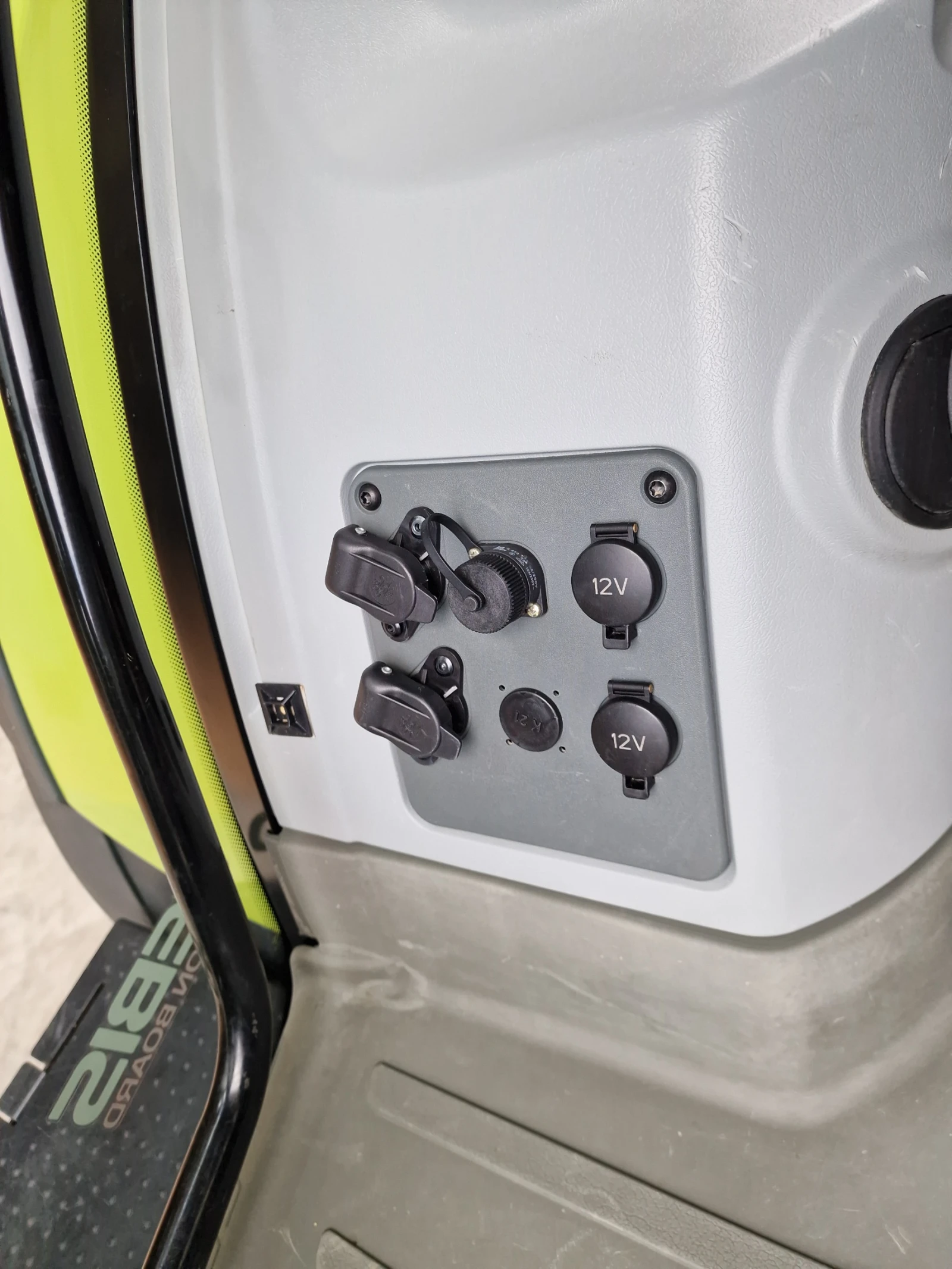 Трактор Claas ARION 640, снимка 15 - Селскостопанска техника - 55952446