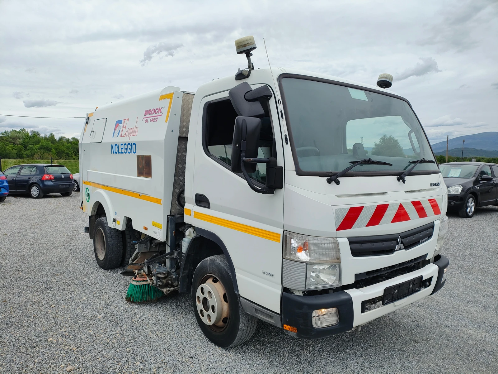 Други специализирани машини Mitsubishi CANTER - изображение 3