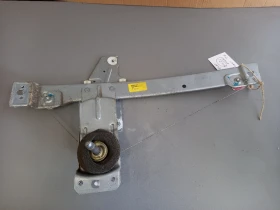 Машинка стъкло стъклоповдигач задна лява ръчна Пежо 207SW 