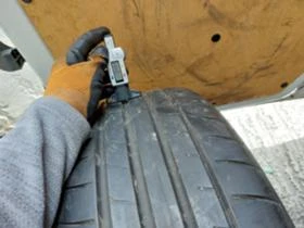 Гуми Летни 235/50R19, снимка 3