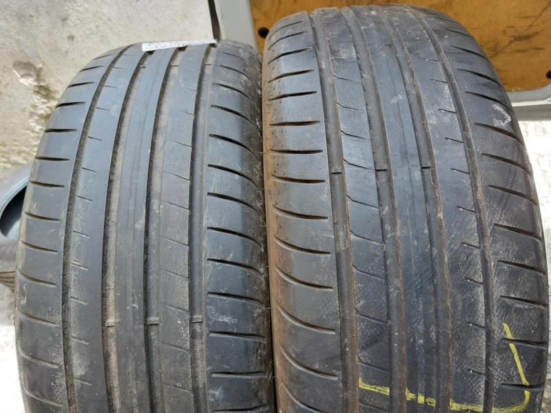 Гуми Летни 235/50R19, снимка 1 - Гуми и джанти - 36802630