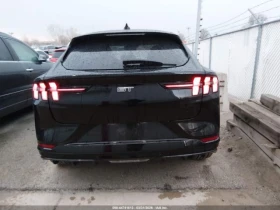 Ford Mustang Mach-E GT AWD , снимка 15