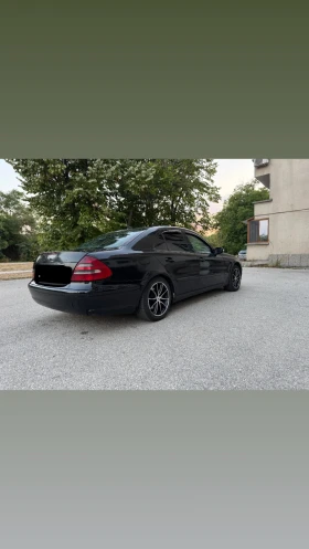 Mercedes-Benz E 200, снимка 6