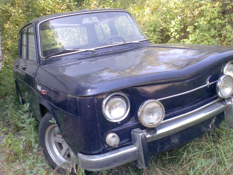 Renault 8, снимка 1 - Автомобили и джипове - 47243768