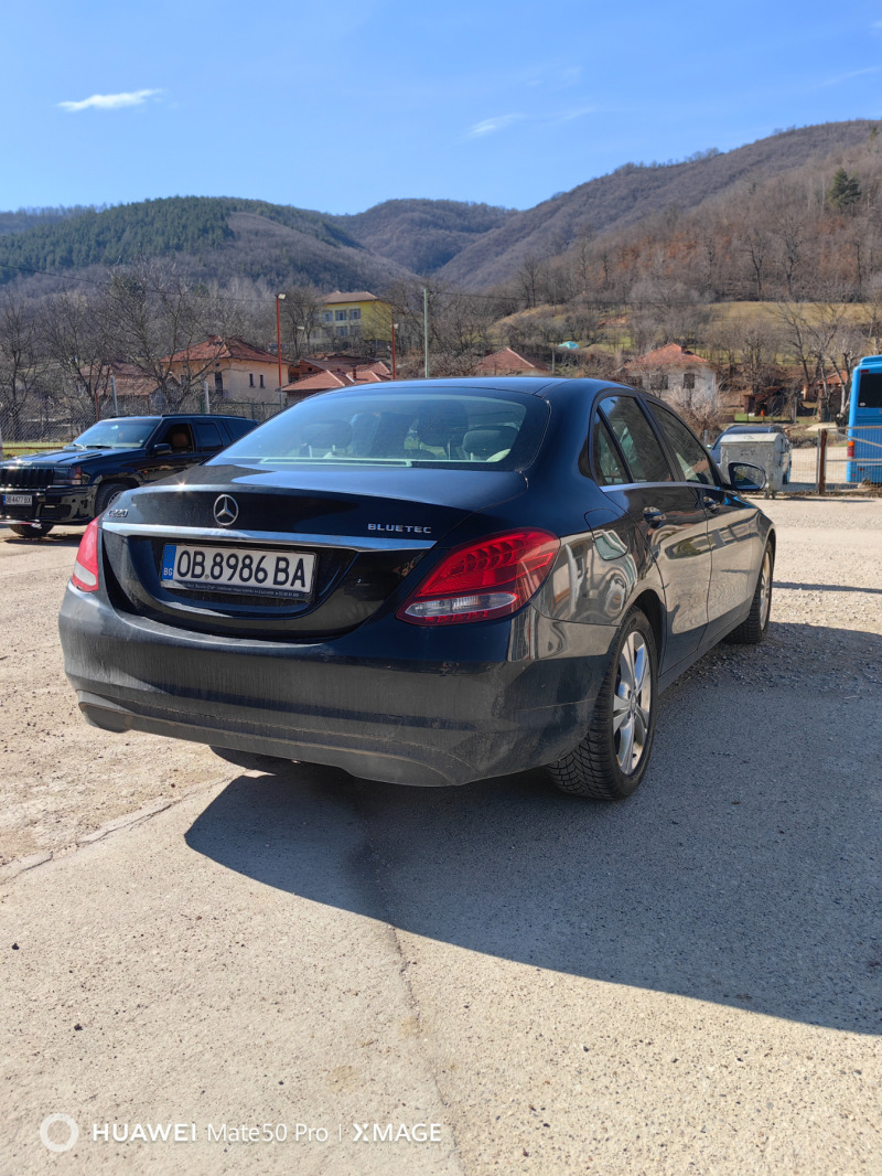 Mercedes-Benz C 220, снимка 3 - Автомобили и джипове - 45180574