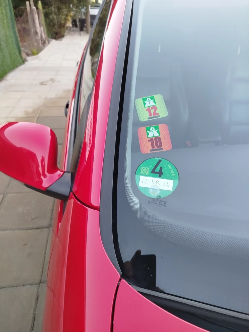 VW Golf 1.9 TDI, снимка 8 - Автомобили и джипове - 46127817