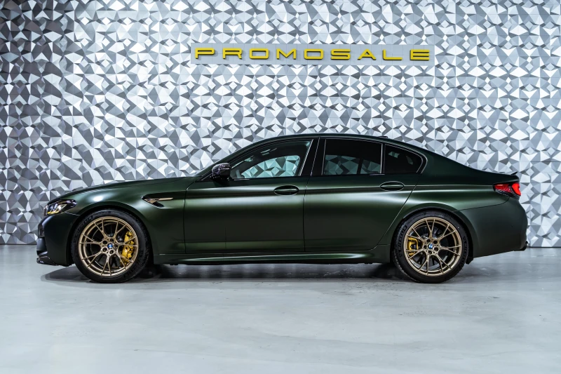 BMW M5 CS Carbon-Ceramic* Akrapovic* Laser* H/K, снимка 3 - Автомобили и джипове - 47408813