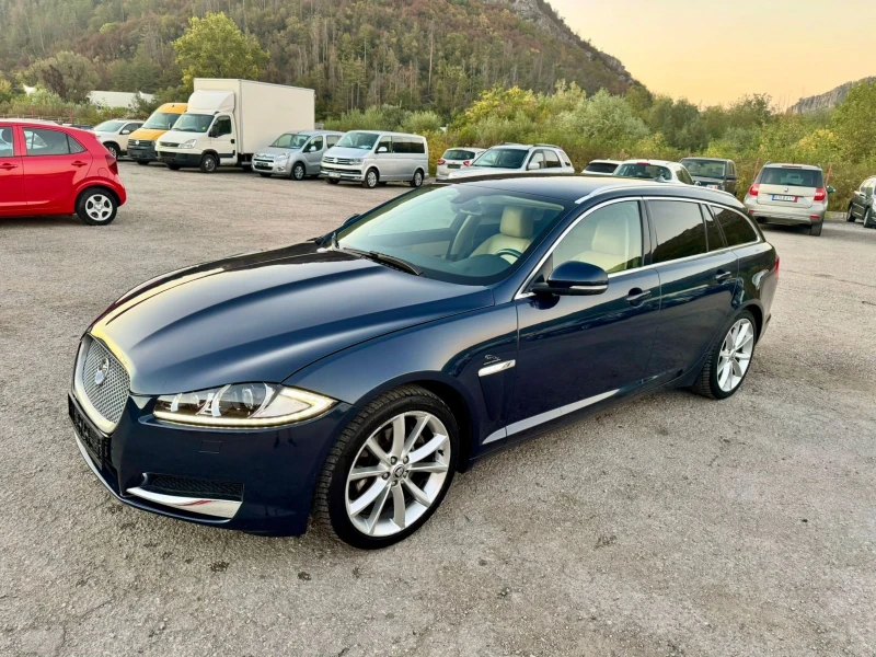 Jaguar Xf 2.2D, FACELIFT , снимка 1 - Автомобили и джипове - 47414587