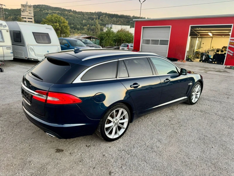 Jaguar Xf 2.2D, FACELIFT , снимка 5 - Автомобили и джипове - 47414587