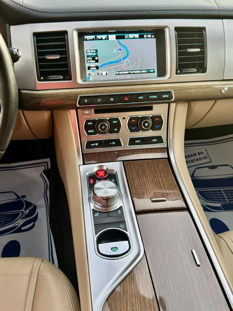 Jaguar Xf 2.2D, FACELIFT , снимка 14 - Автомобили и джипове - 47414587