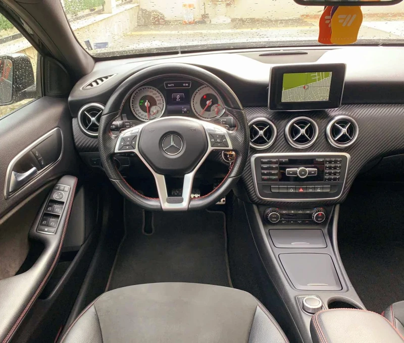 Mercedes-Benz A 200 AMG LINE , снимка 13 - Автомобили и джипове - 47524915