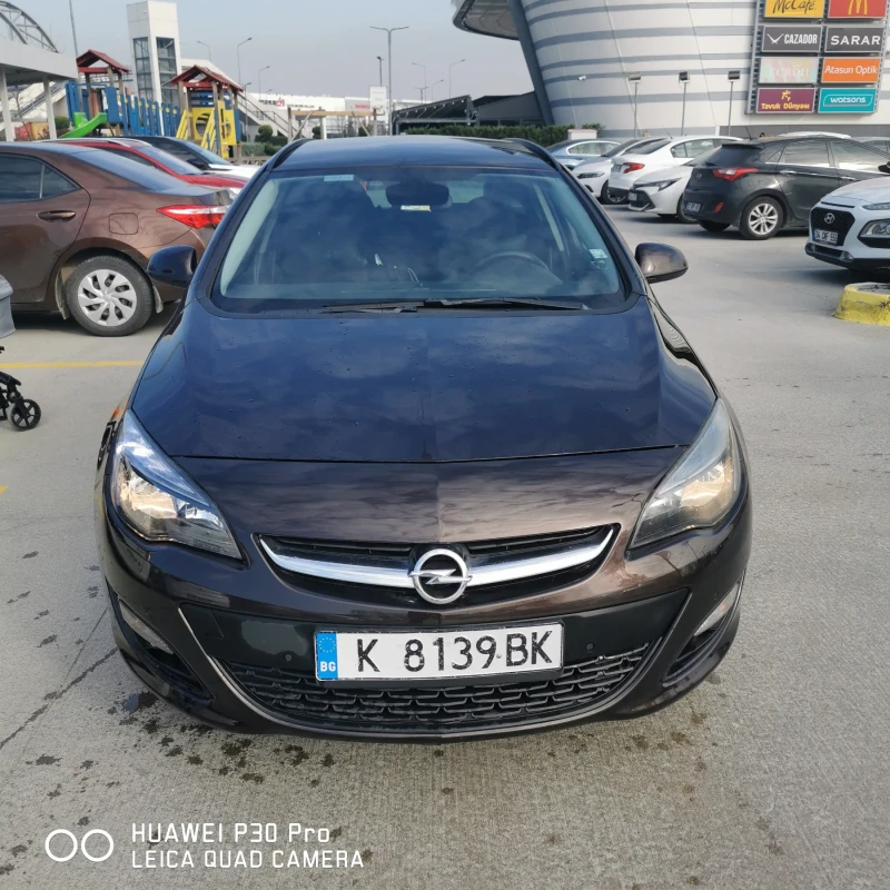 Opel Astra, снимка 1 - Автомобили и джипове - 48217256