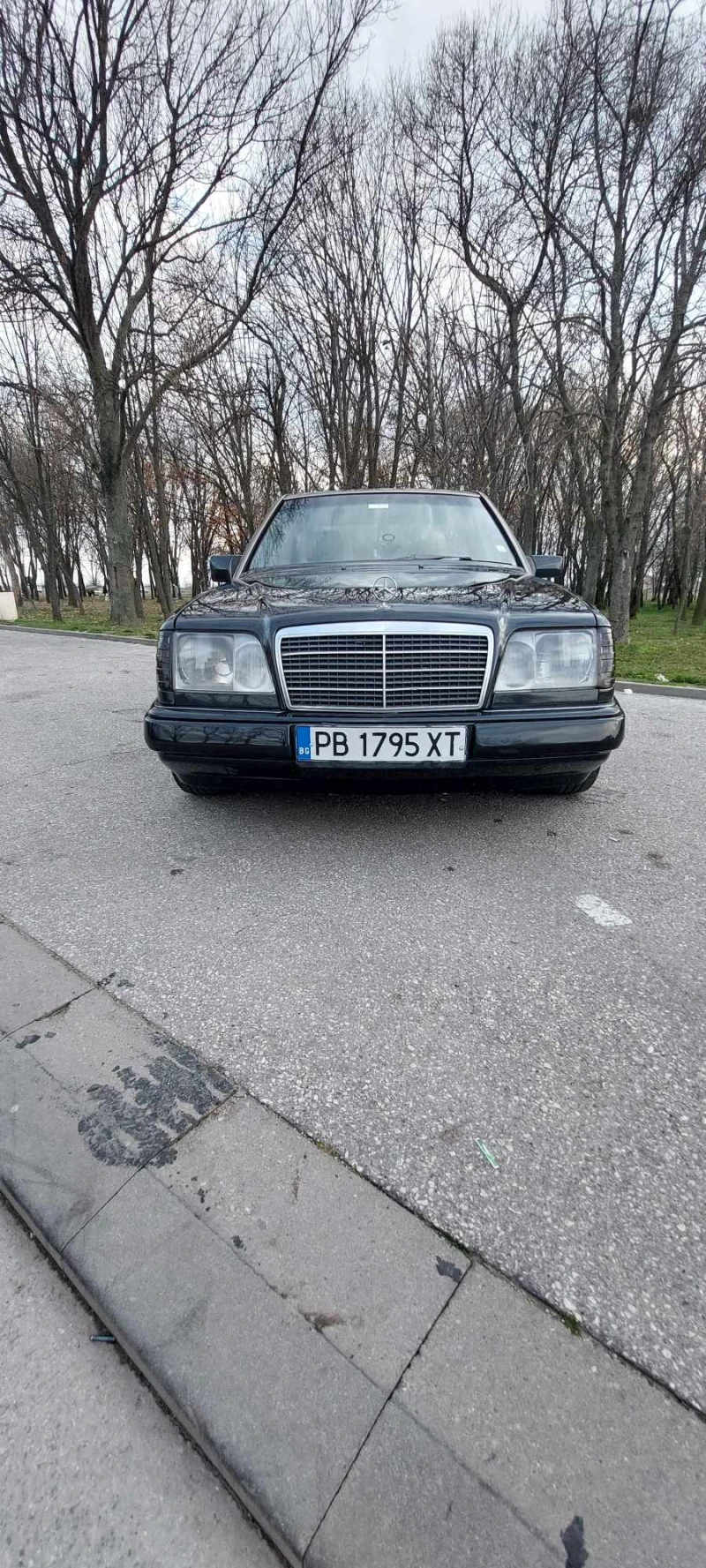 Mercedes-Benz 124 2.0, снимка 14 - Автомобили и джипове - 48855668