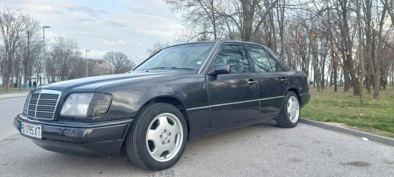 Mercedes-Benz 124 2.0, снимка 1 - Автомобили и джипове - 48855668