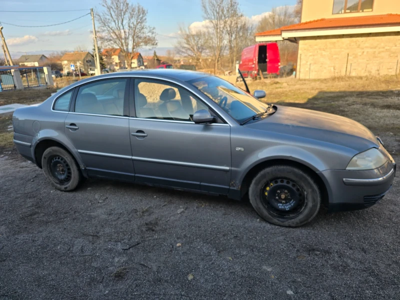 VW Passat, снимка 2 - Автомобили и джипове - 48921279