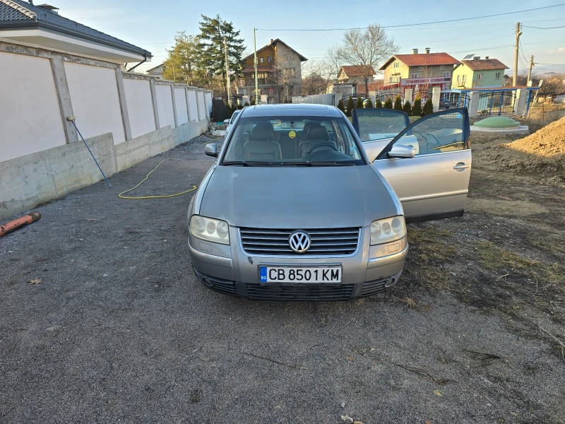 VW Passat, снимка 1 - Автомобили и джипове - 48921279